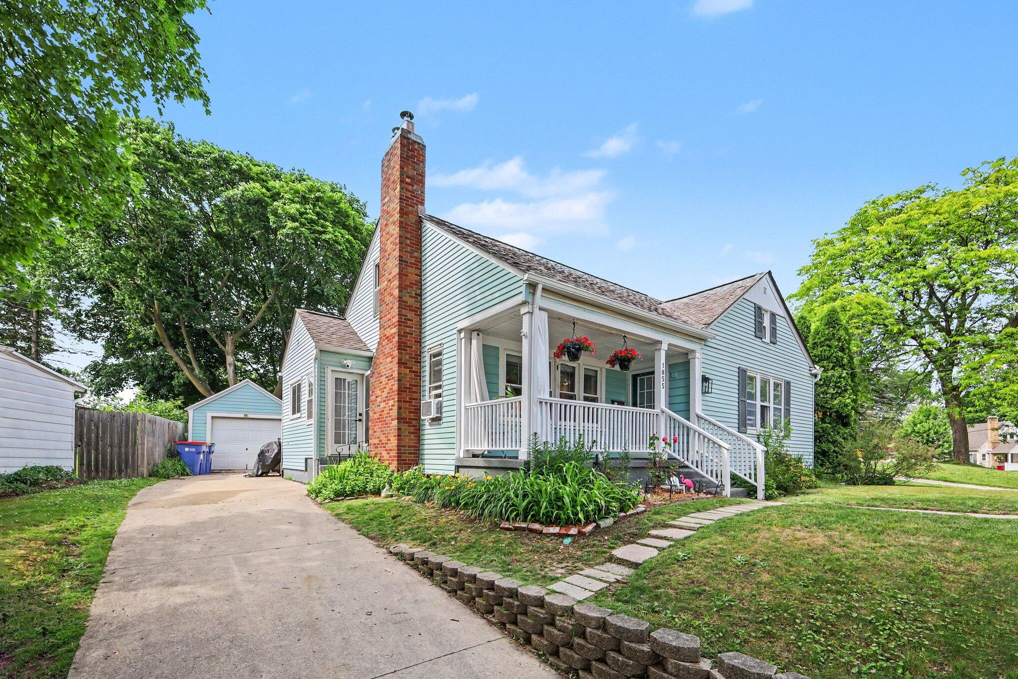 1855 Philadelphia Avenue SE Grand Rapids MI 49507