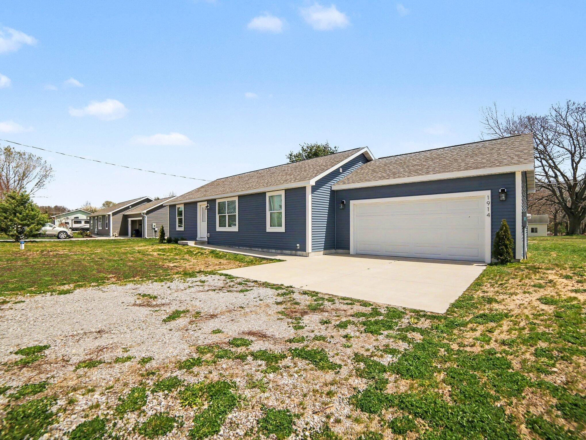 1914 Kennedy Boulevard Ludington MI 49431