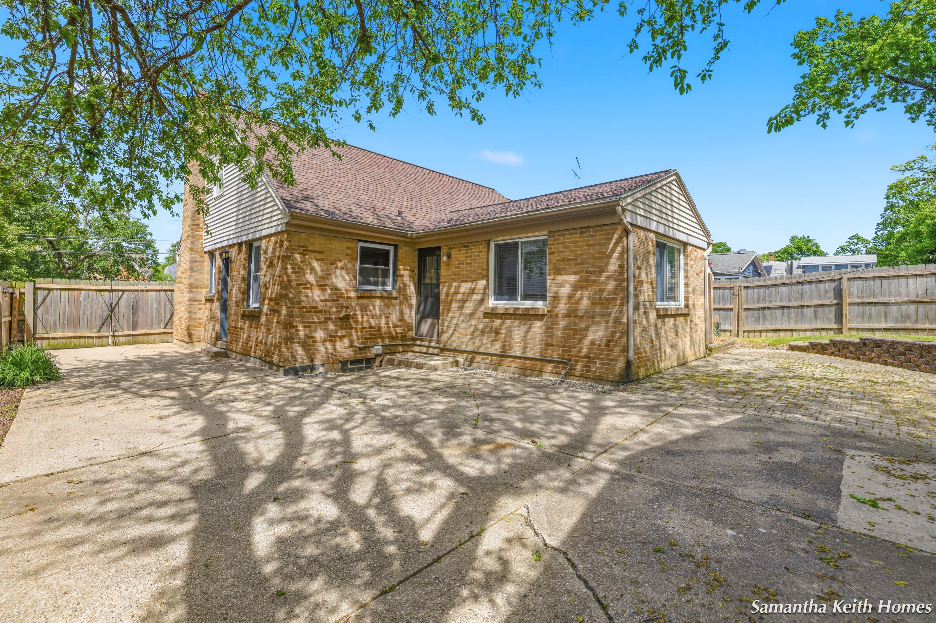 146 Alten Avenue NE Grand Rapids MI 49503