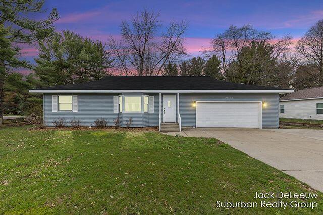 2653 Beeline Road Holland MI 49424