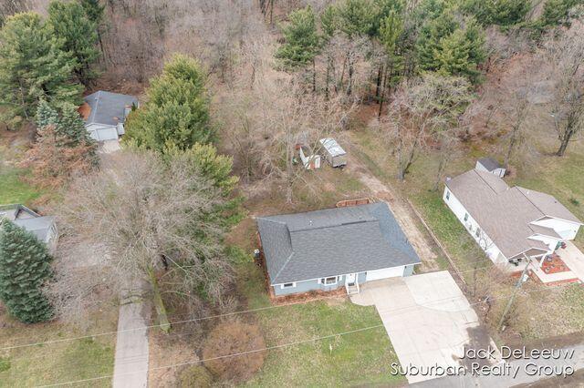 2653 Beeline Road Holland MI 49424