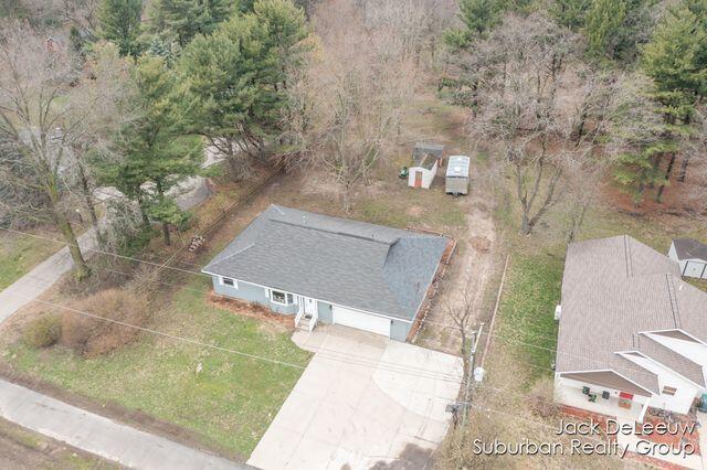 2653 Beeline Road Holland MI 49424