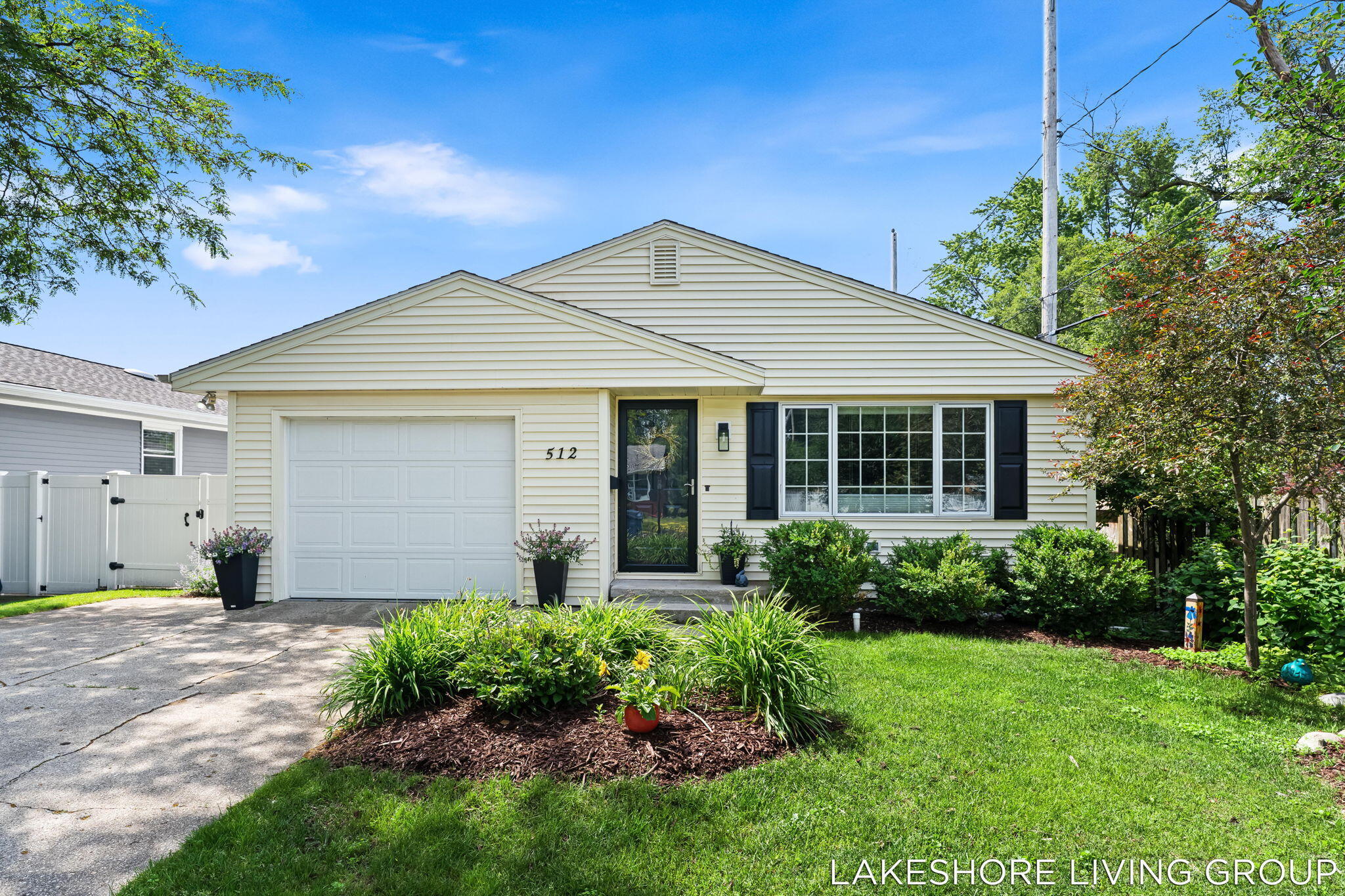 512 Orchard Avenue Grand Haven MI 49417