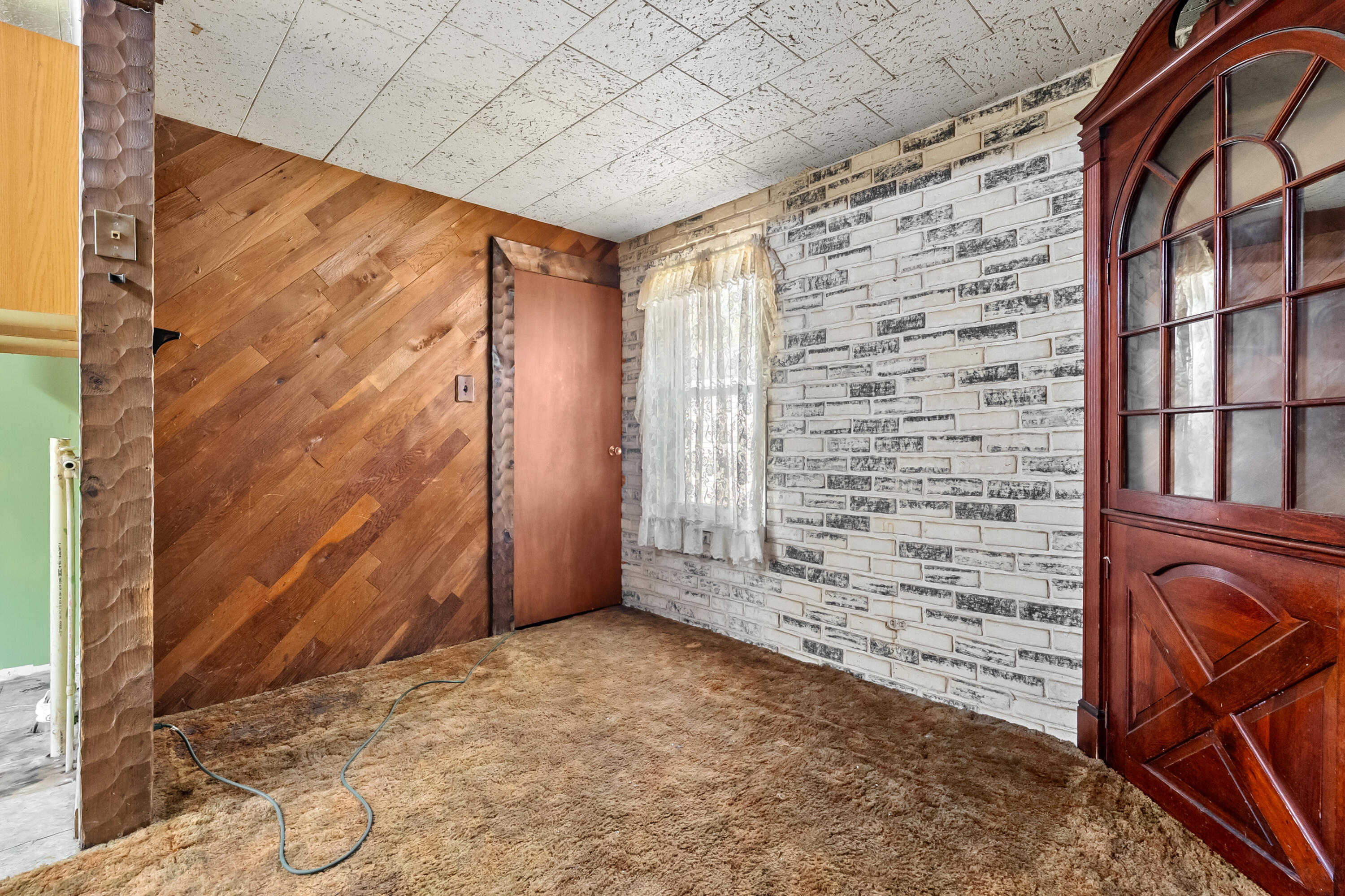 2503 Parchmount Avenue Kalamazoo MI 49004