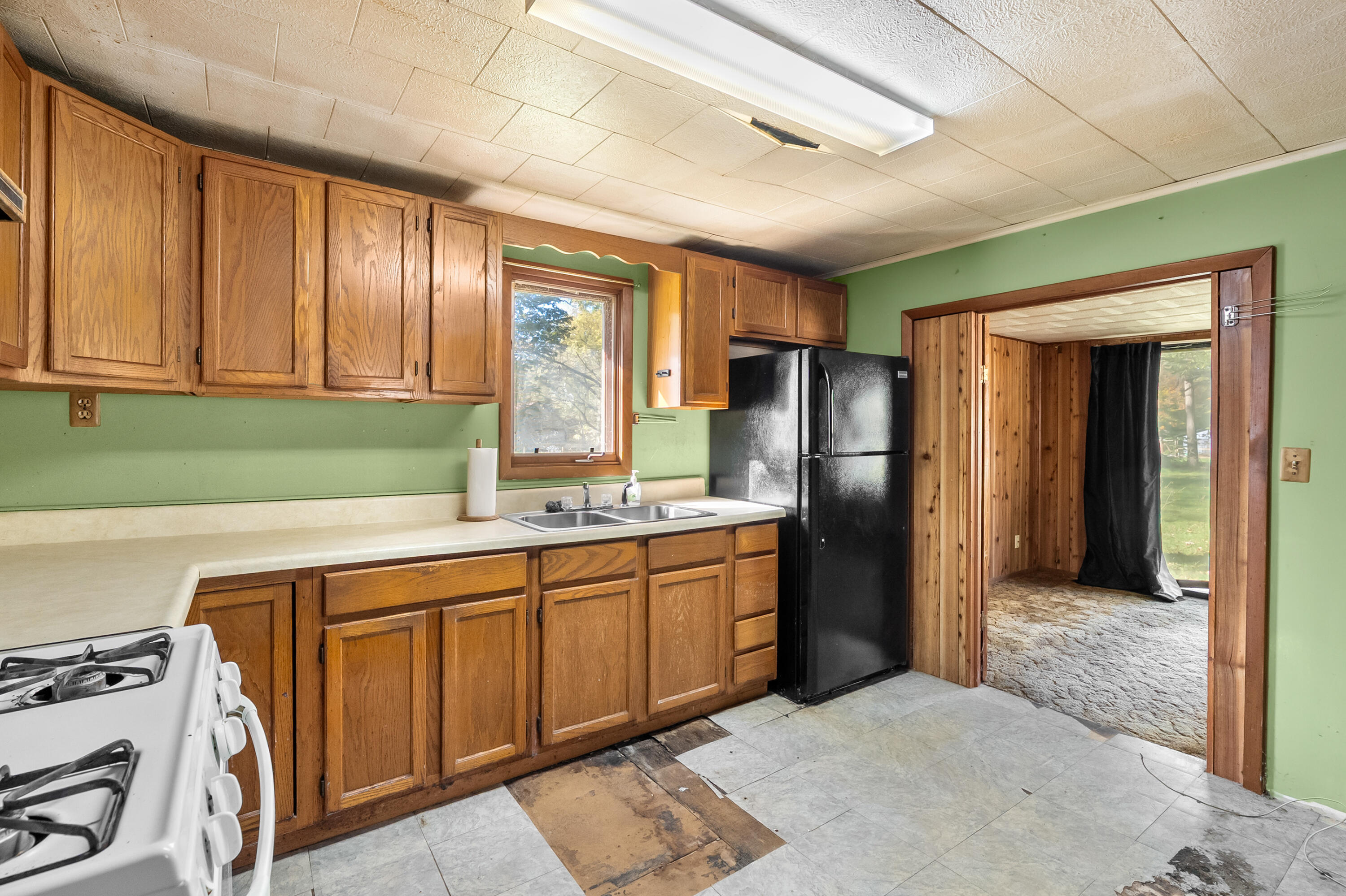 2503 Parchmount Avenue Kalamazoo MI 49004