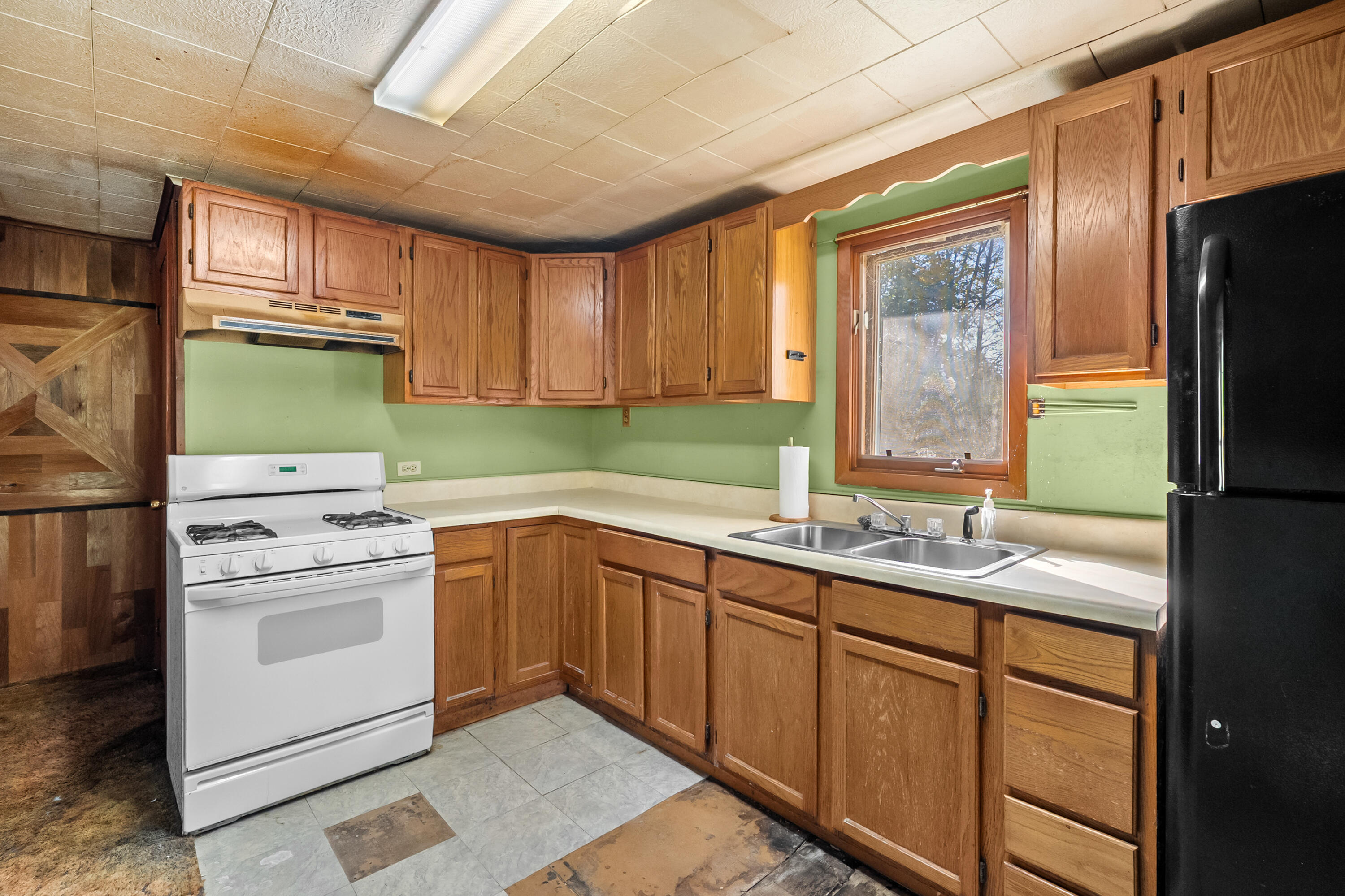 2503 Parchmount Avenue Kalamazoo MI 49004