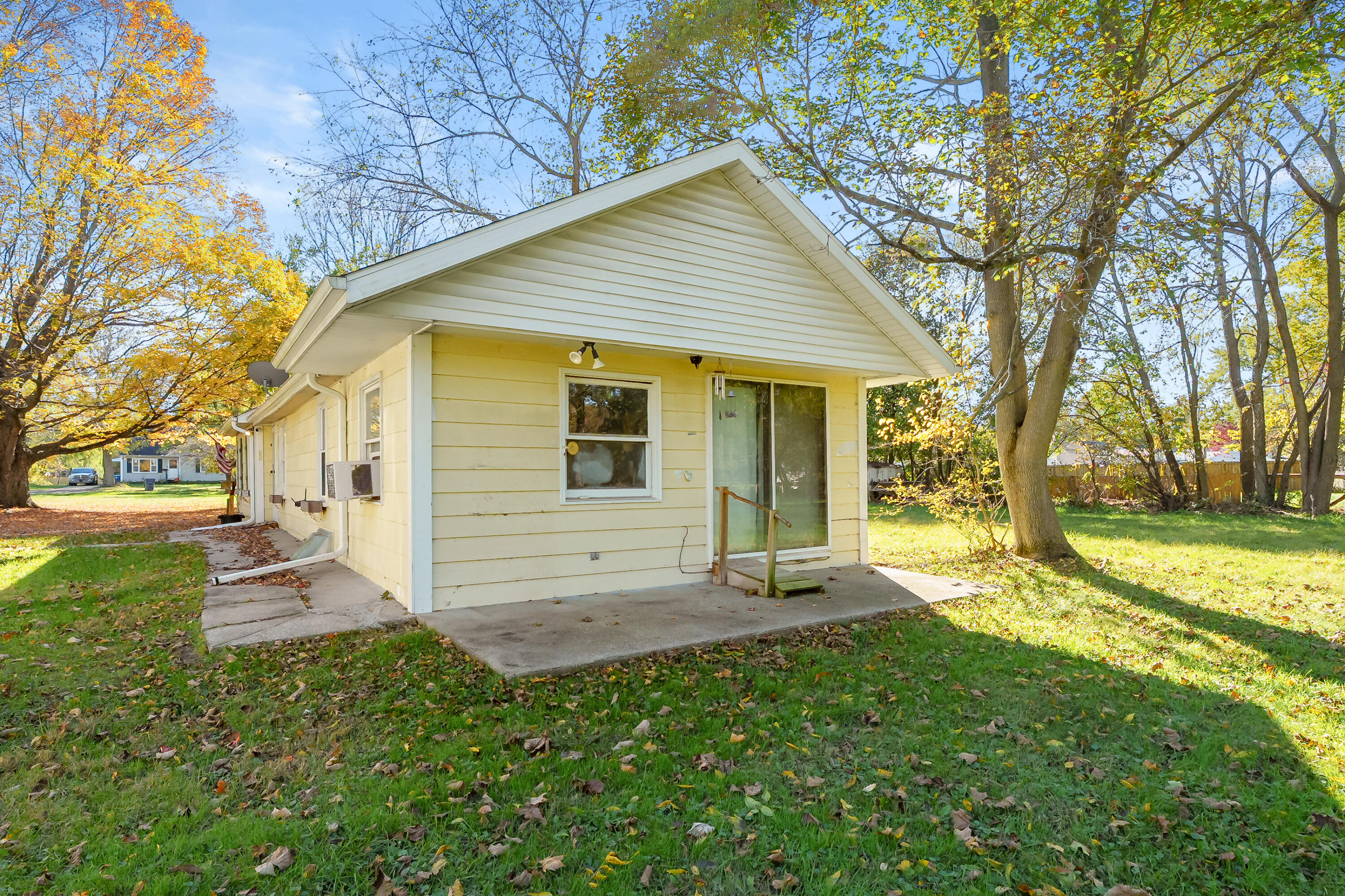 2503 Parchmount Avenue Kalamazoo MI 49004