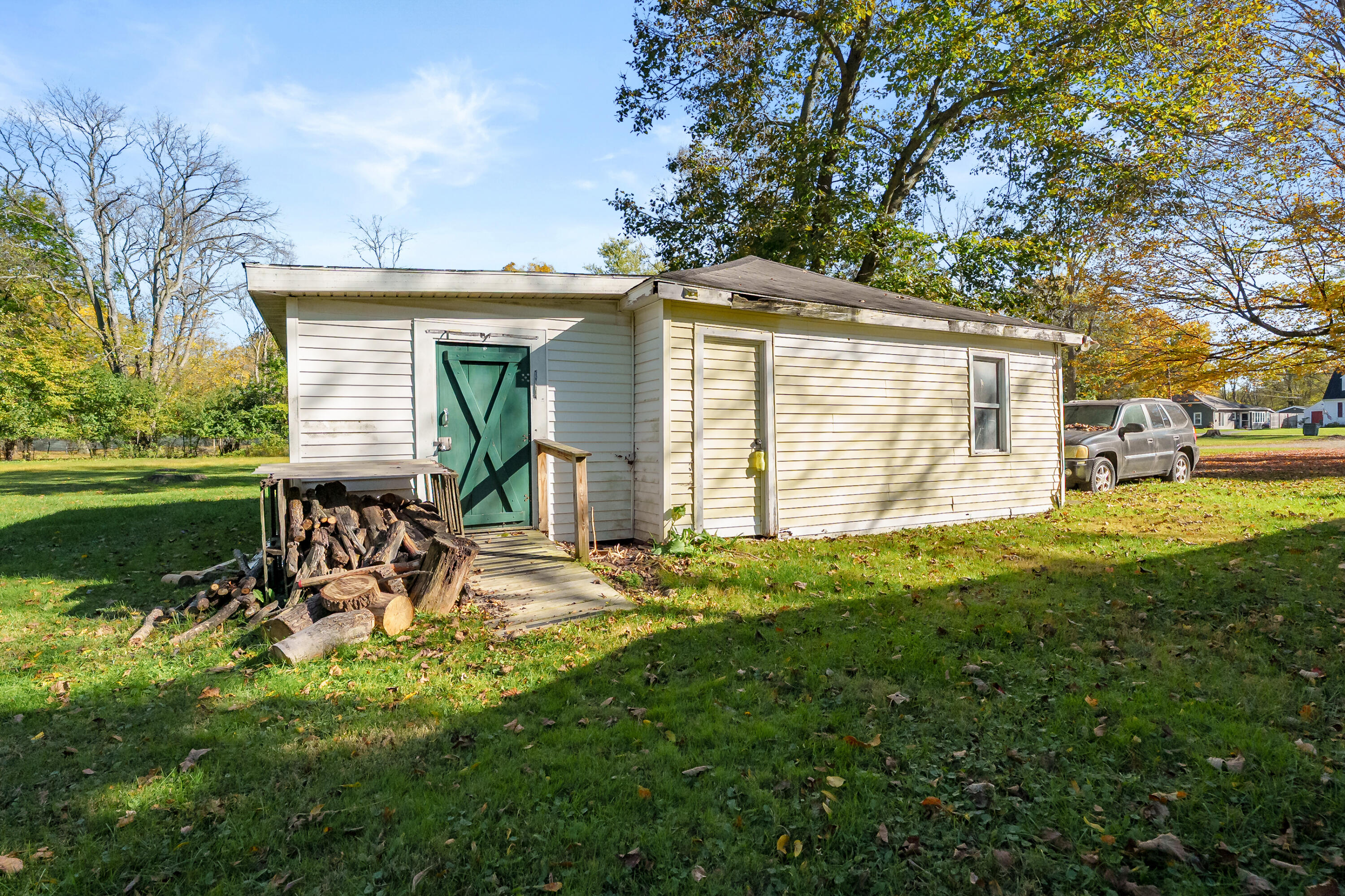 2503 Parchmount Avenue Kalamazoo MI 49004