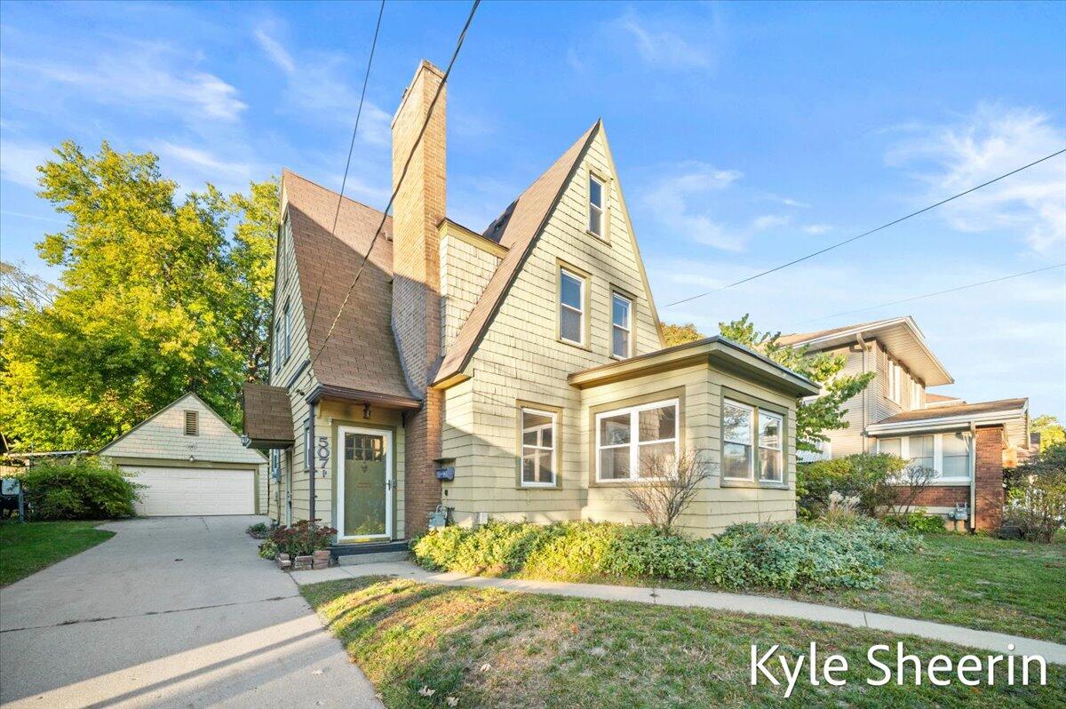 507 Elliot Street SE Grand Rapids MI 49507