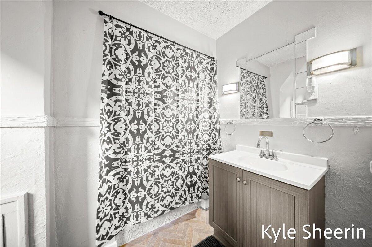 507 Elliot Street SE Grand Rapids MI 49507