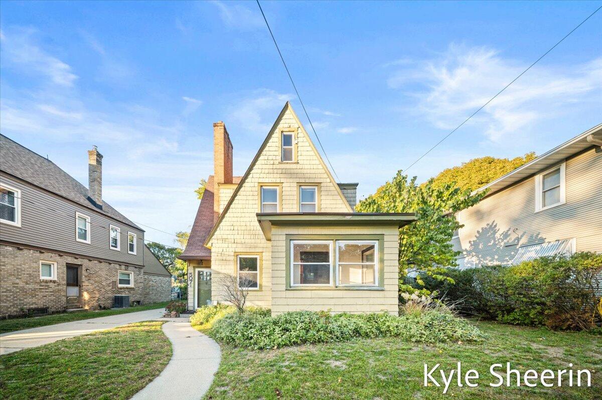 507 Elliot Street SE Grand Rapids MI 49507