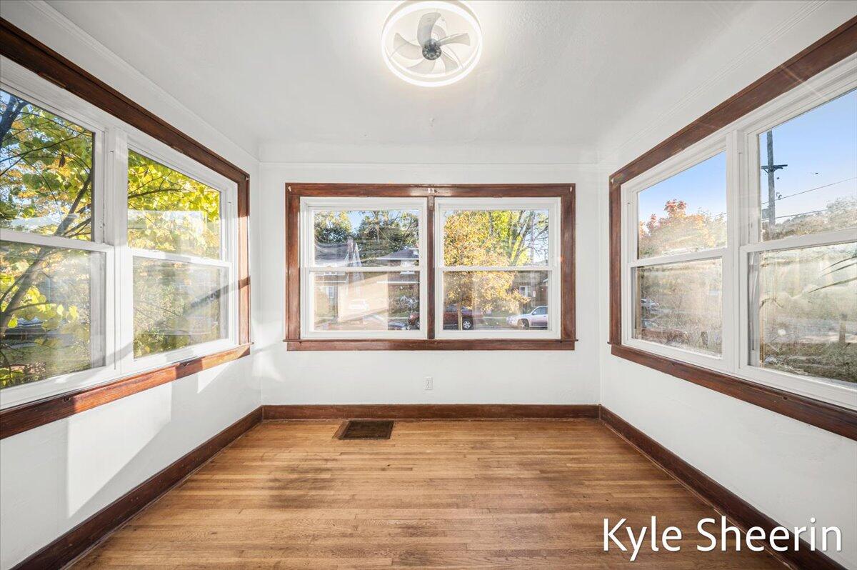 507 Elliot Street SE Grand Rapids MI 49507