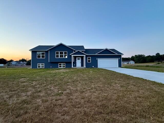 3233 Signal Point Drive Allegan MI 49010