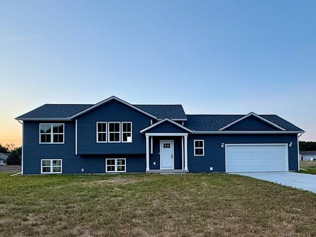 3233 Signal Point Drive Allegan MI 49010