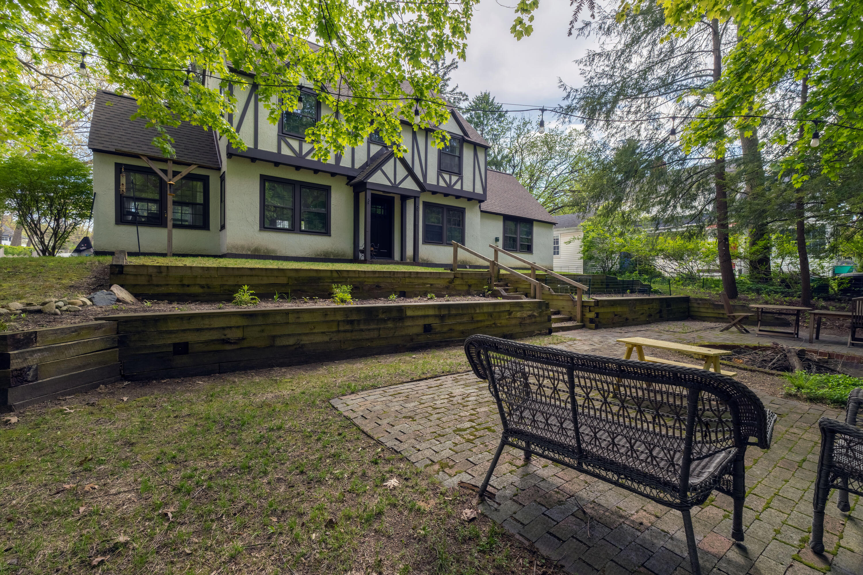 803 Forest Glen Boulevard Kalamazoo MI 49008