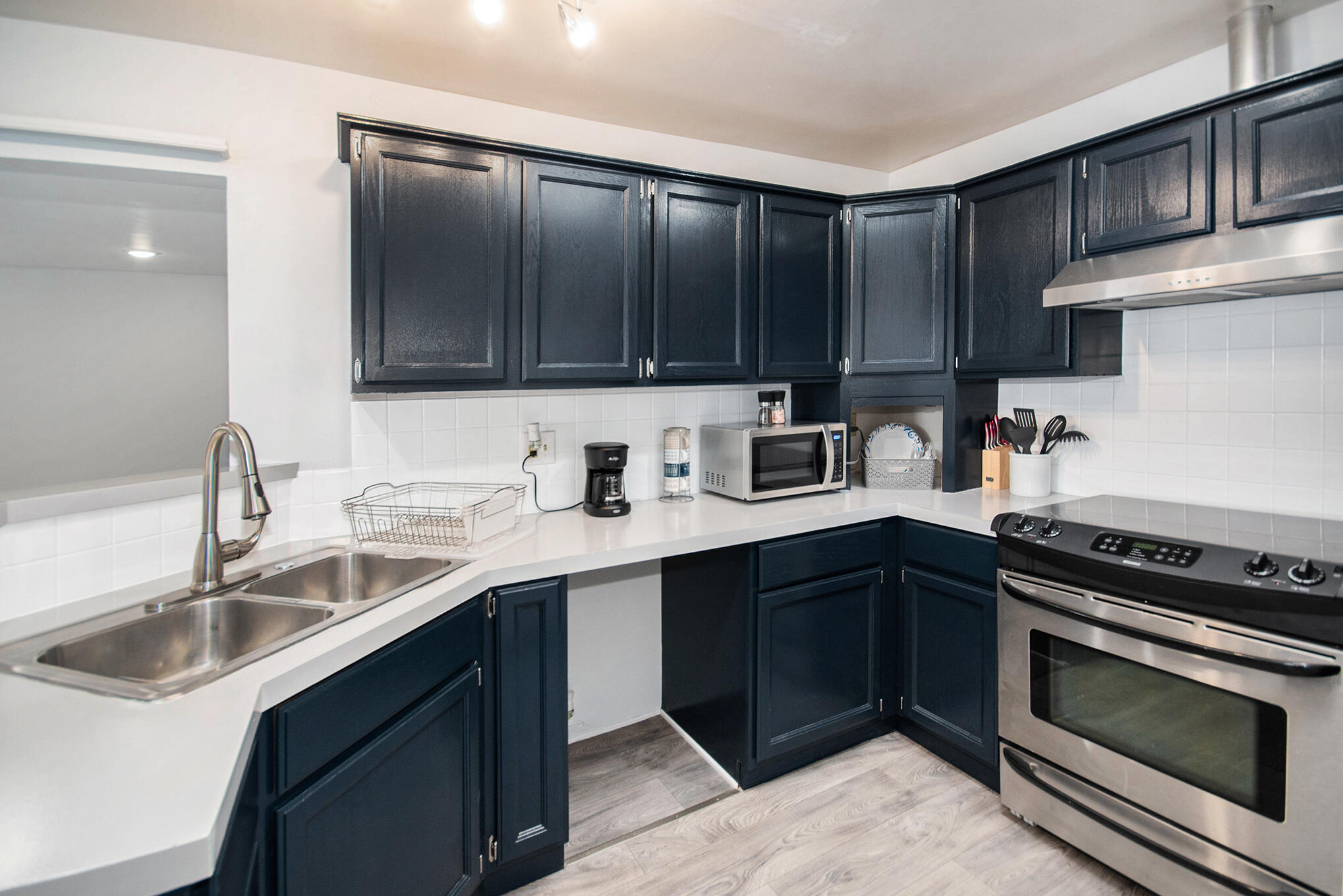 153 Vander Veen Avenue Holland MI 49424