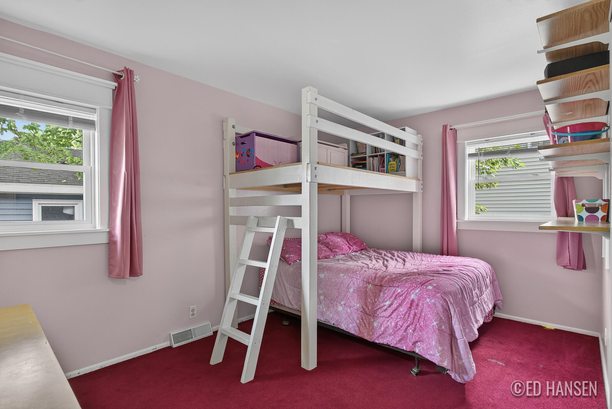 138 Lincoln Court Rockford MI 49341