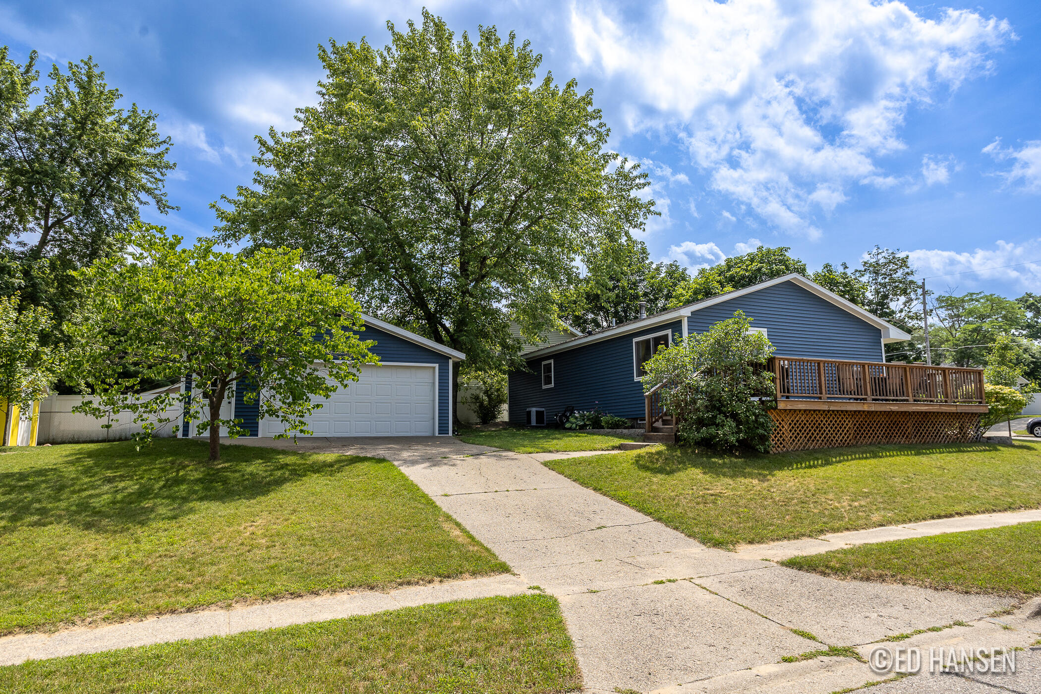 138 Lincoln Court Rockford MI 49341