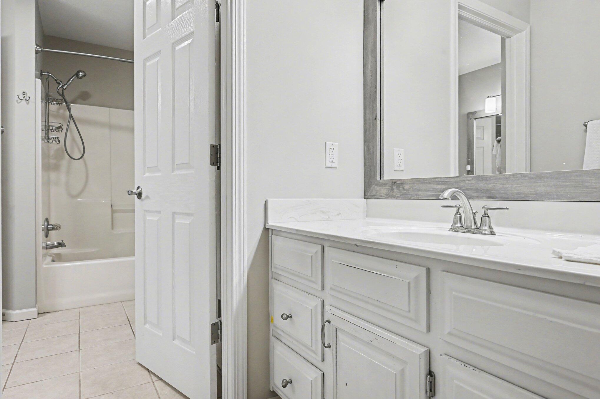 6390 Shugarbush Trail Kalamazoo MI 49009