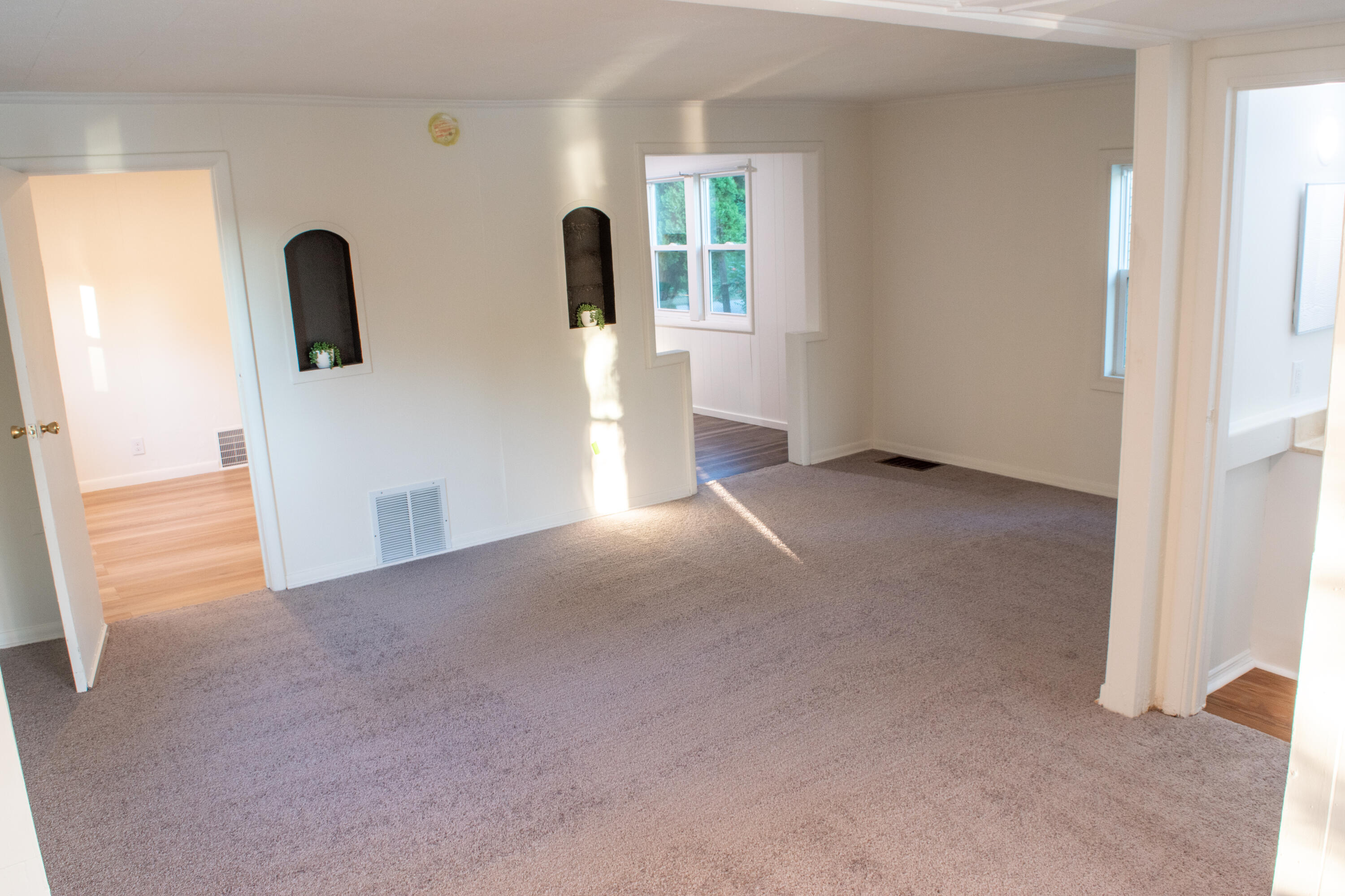 3785 Willow Drive NE Grand Rapids MI 49525