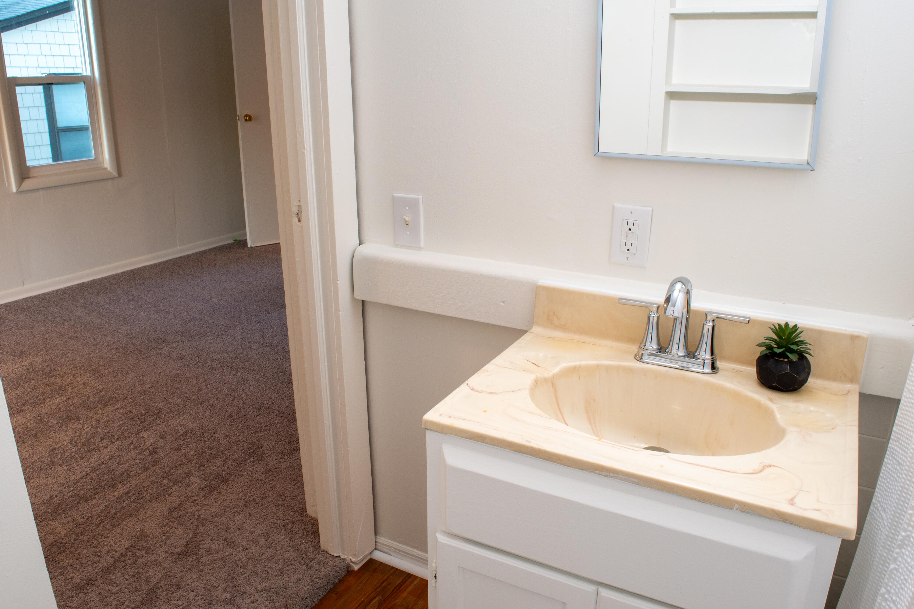 3785 Willow Drive NE Grand Rapids MI 49525