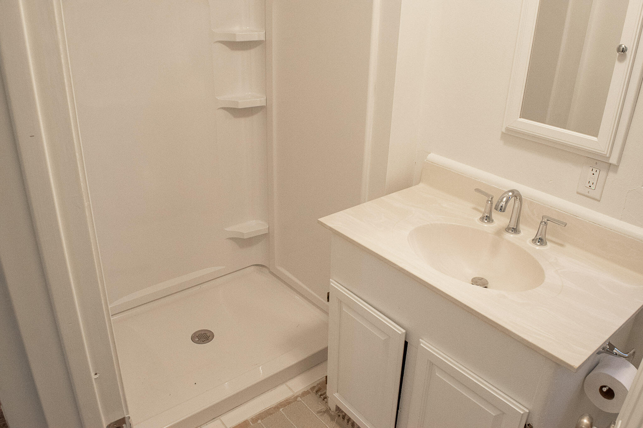 3785 Willow Drive NE Grand Rapids MI 49525