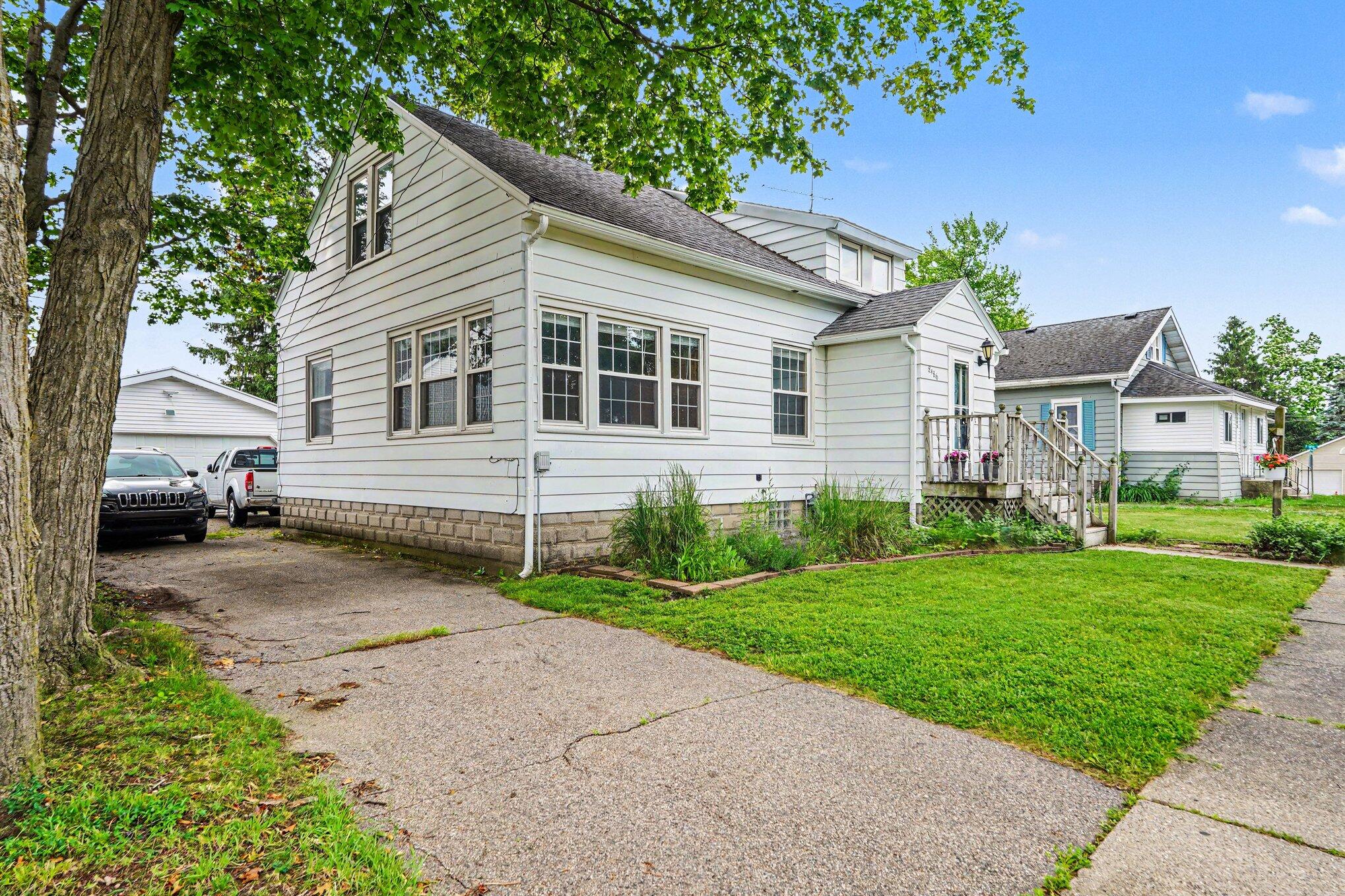 8486 Harlow Avenue SW Byron Center MI 49315