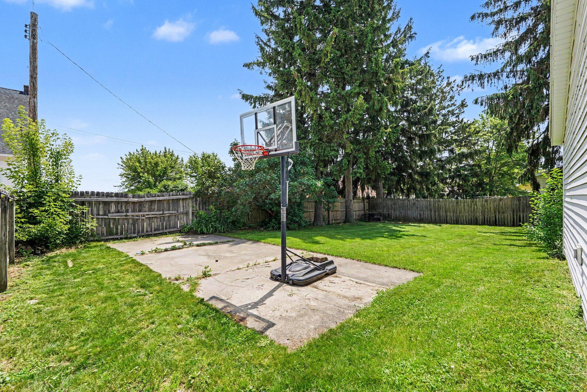 8486 Harlow Avenue SW Byron Center MI 49315