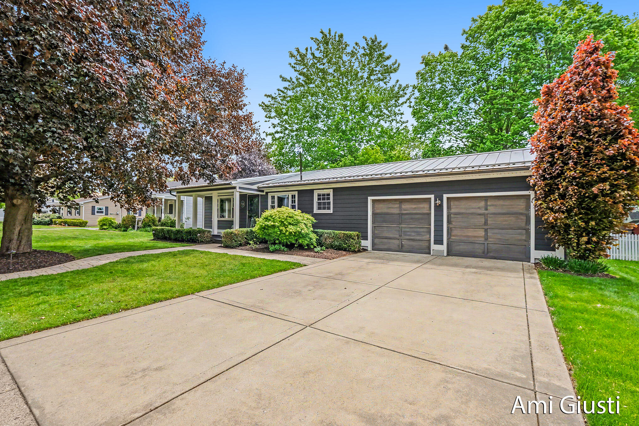 7232 Thornapple River Drive SE Ada MI 49301