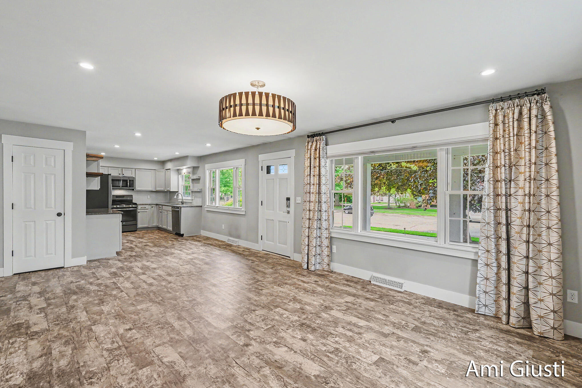 7232 Thornapple River Drive SE Ada MI 49301