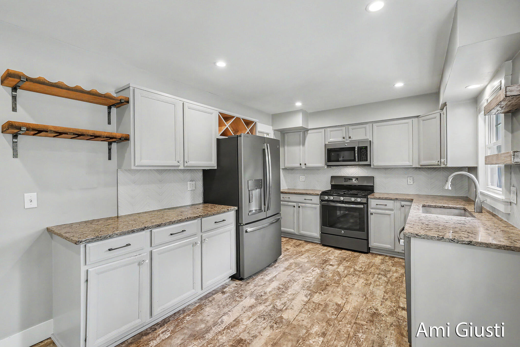 7232 Thornapple River Drive SE Ada MI 49301