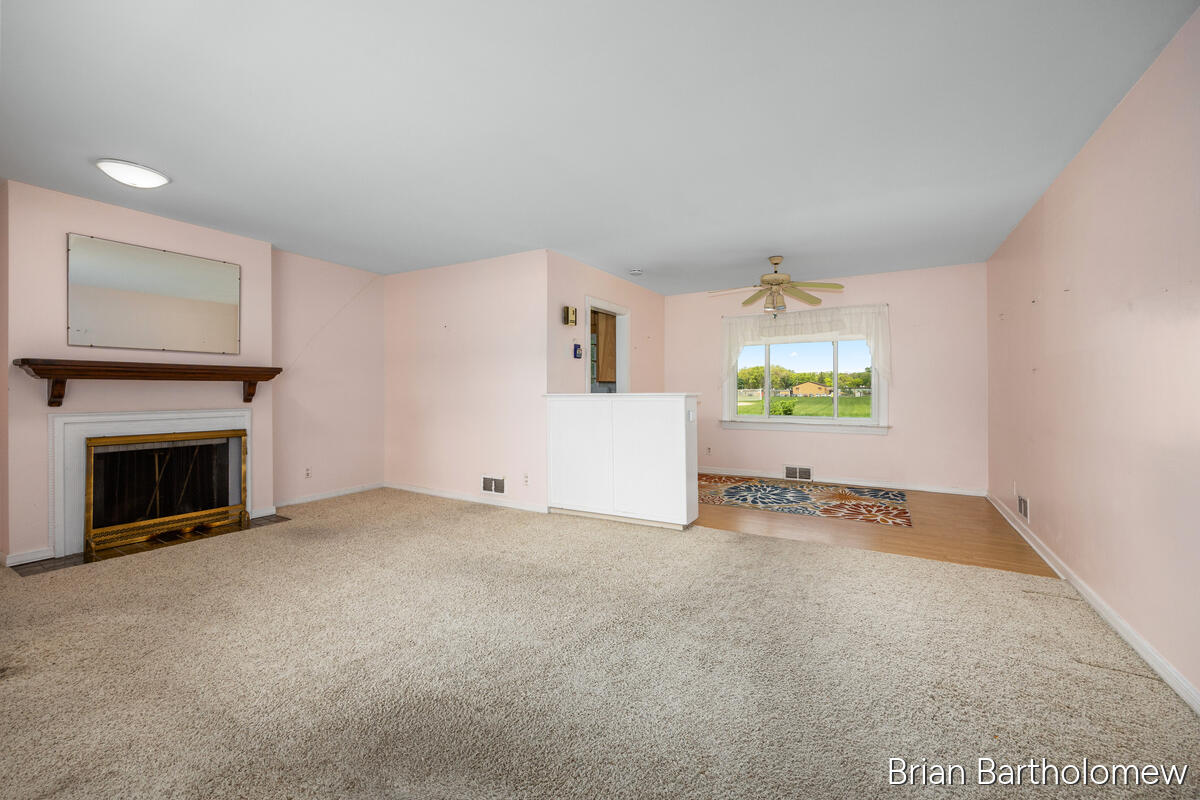 1635 Burton Street SE Grand Rapids MI 49506