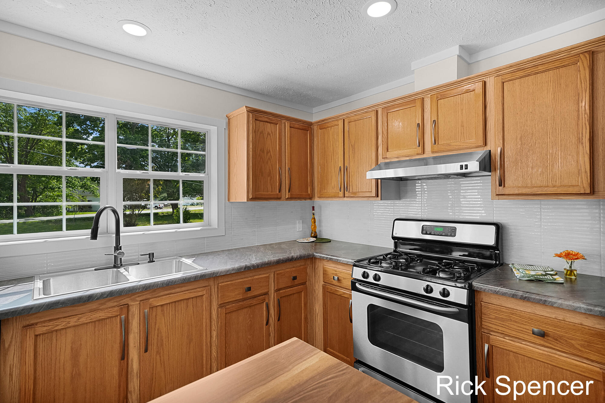 3321 Babylon Road Allegan MI 49010