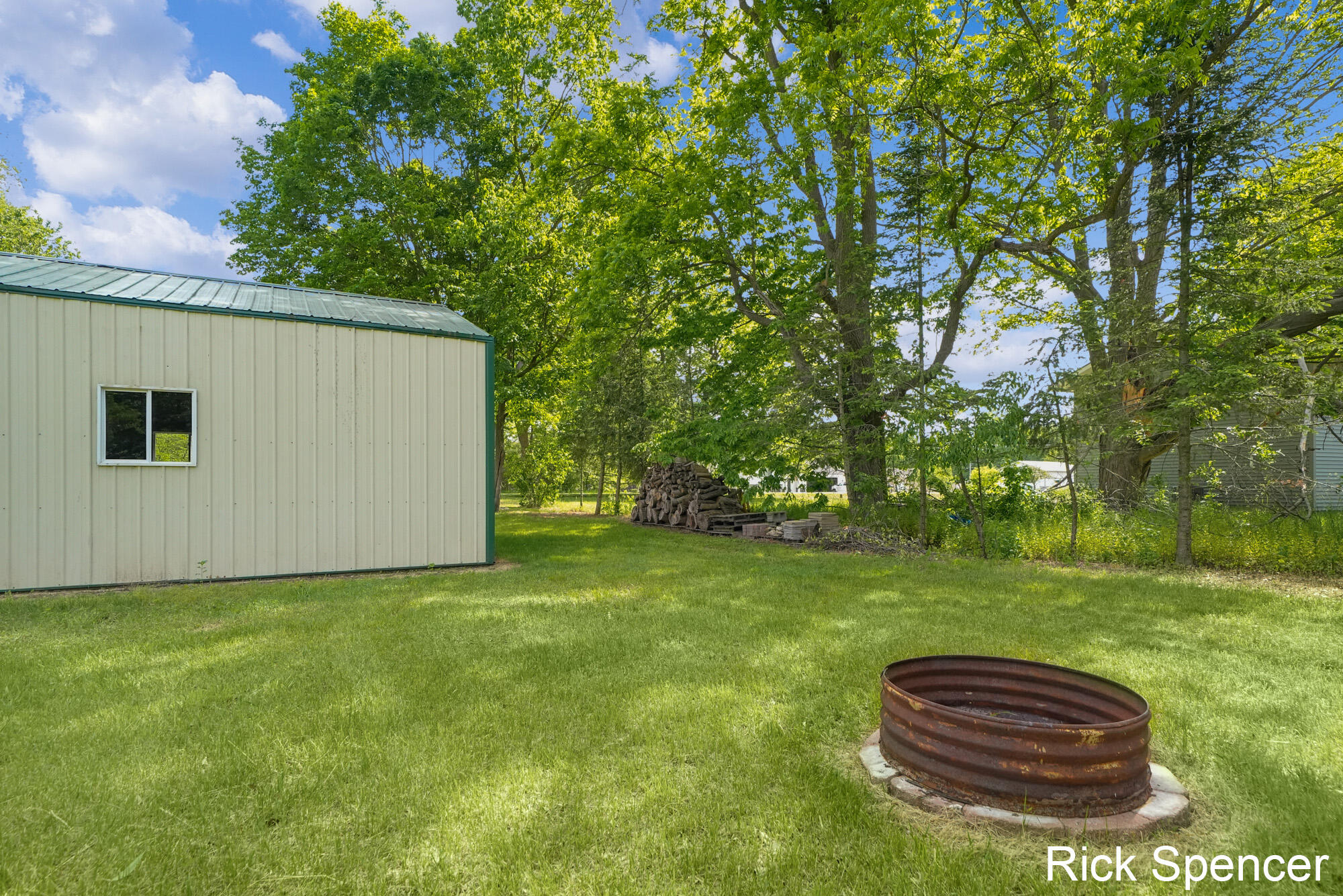 3321 Babylon Road Allegan MI 49010
