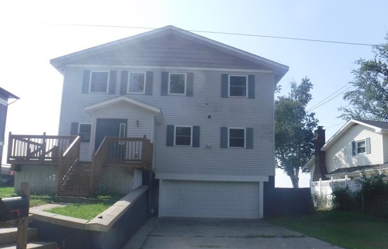 2918 E Shore Drive Portage MI 49002