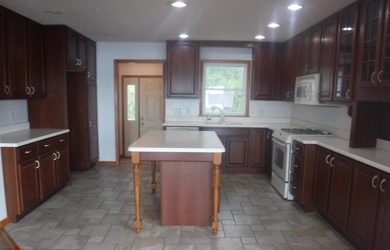 2918 E Shore Drive Portage MI 49002