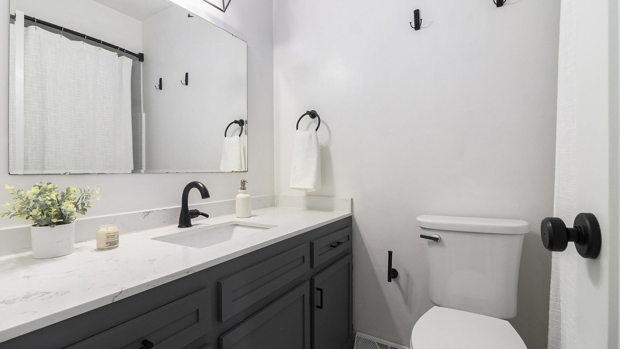 6838 Bonnie Avenue SE Grand Rapids MI 49508