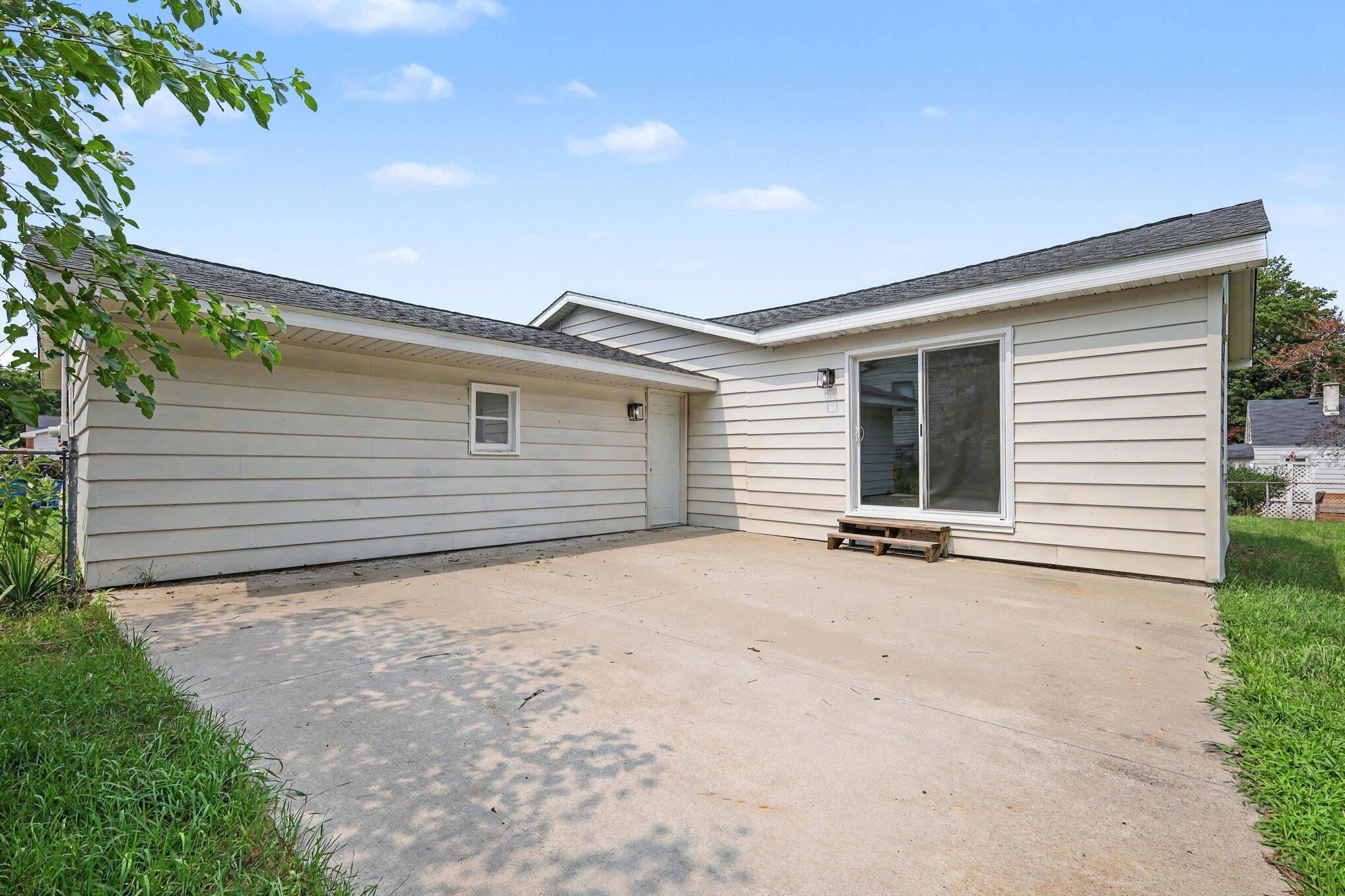 6838 Bonnie Avenue SE Grand Rapids MI 49508