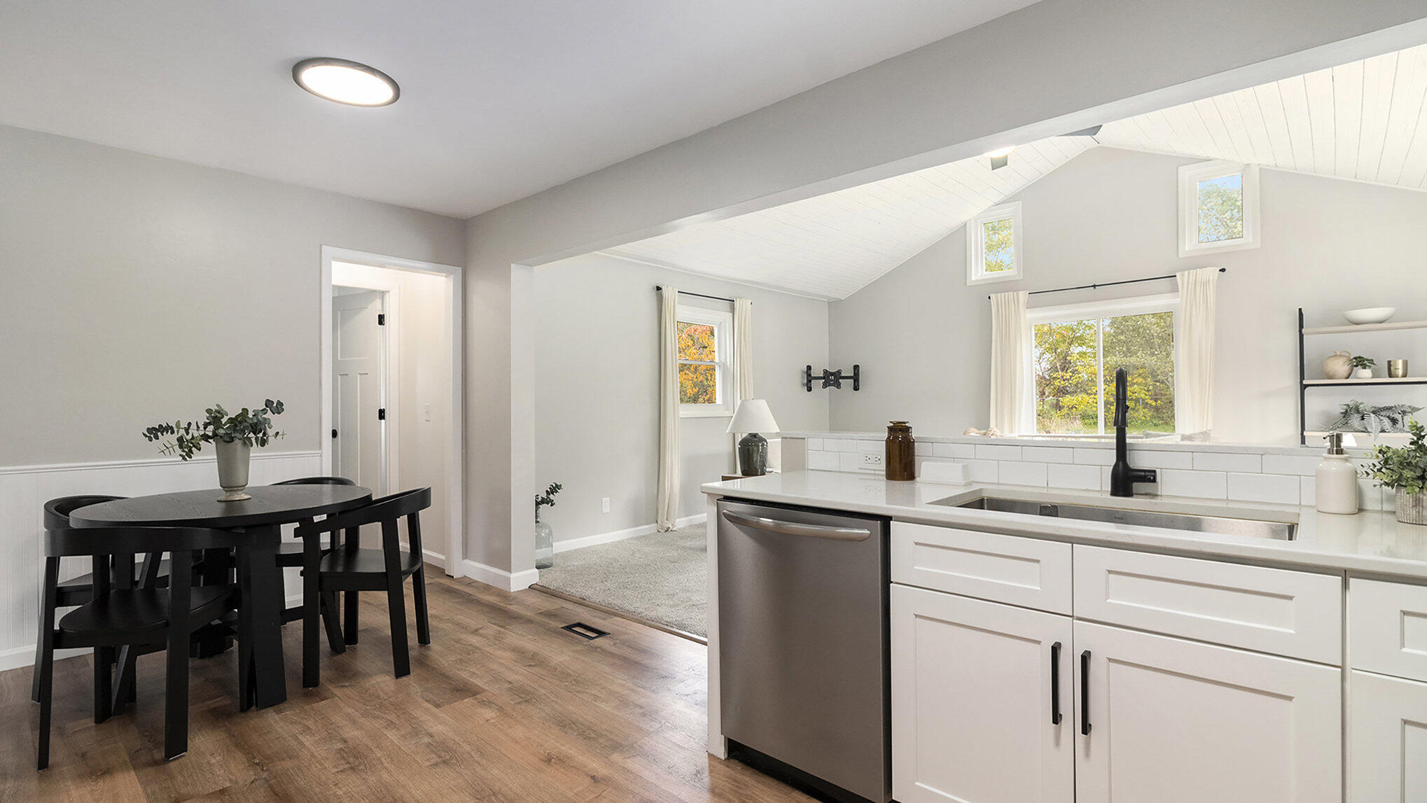 6838 Bonnie Avenue SE Grand Rapids MI 49508