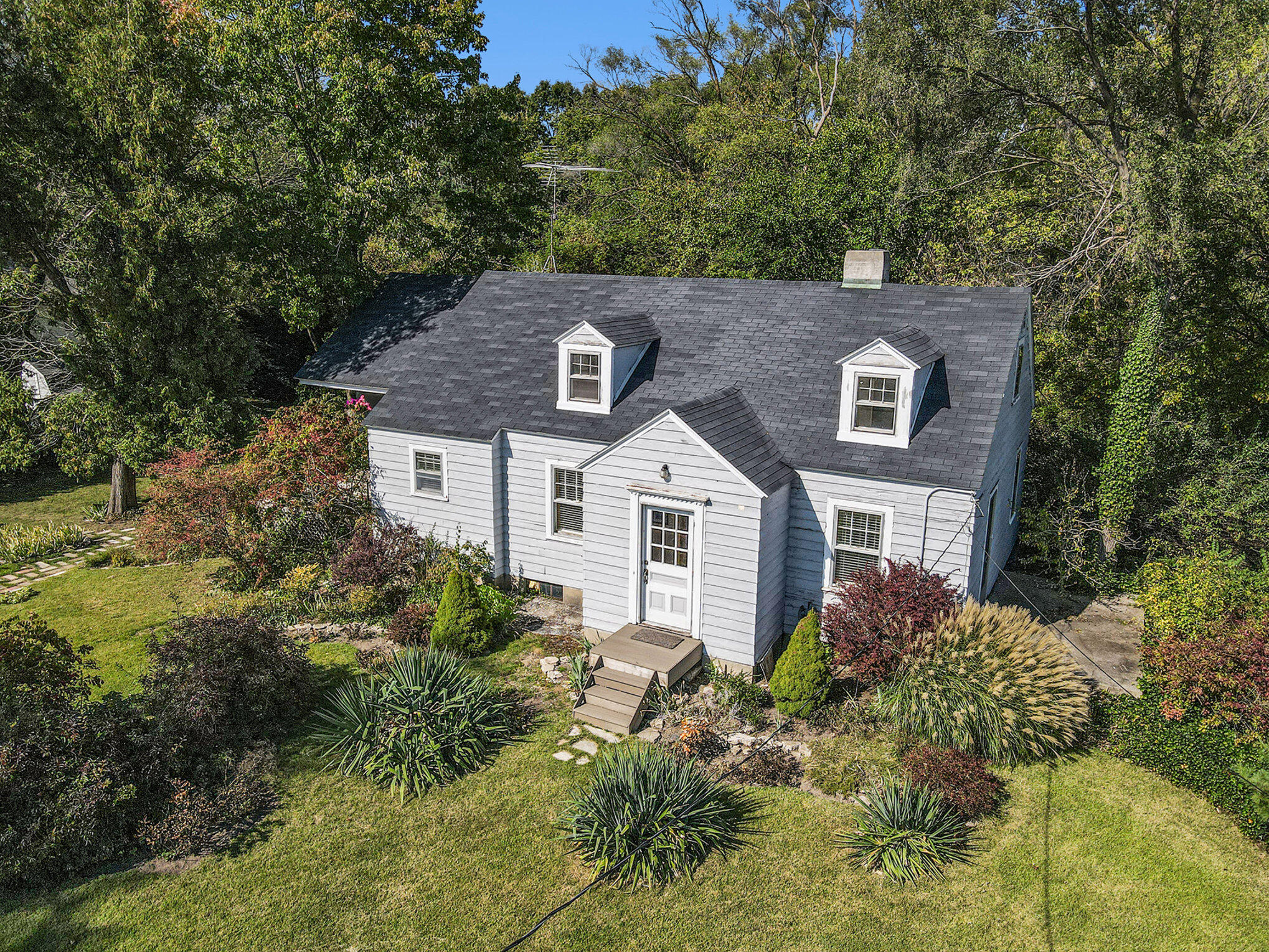 4611 Plainfield Avenue NE Grand Rapids MI 49525