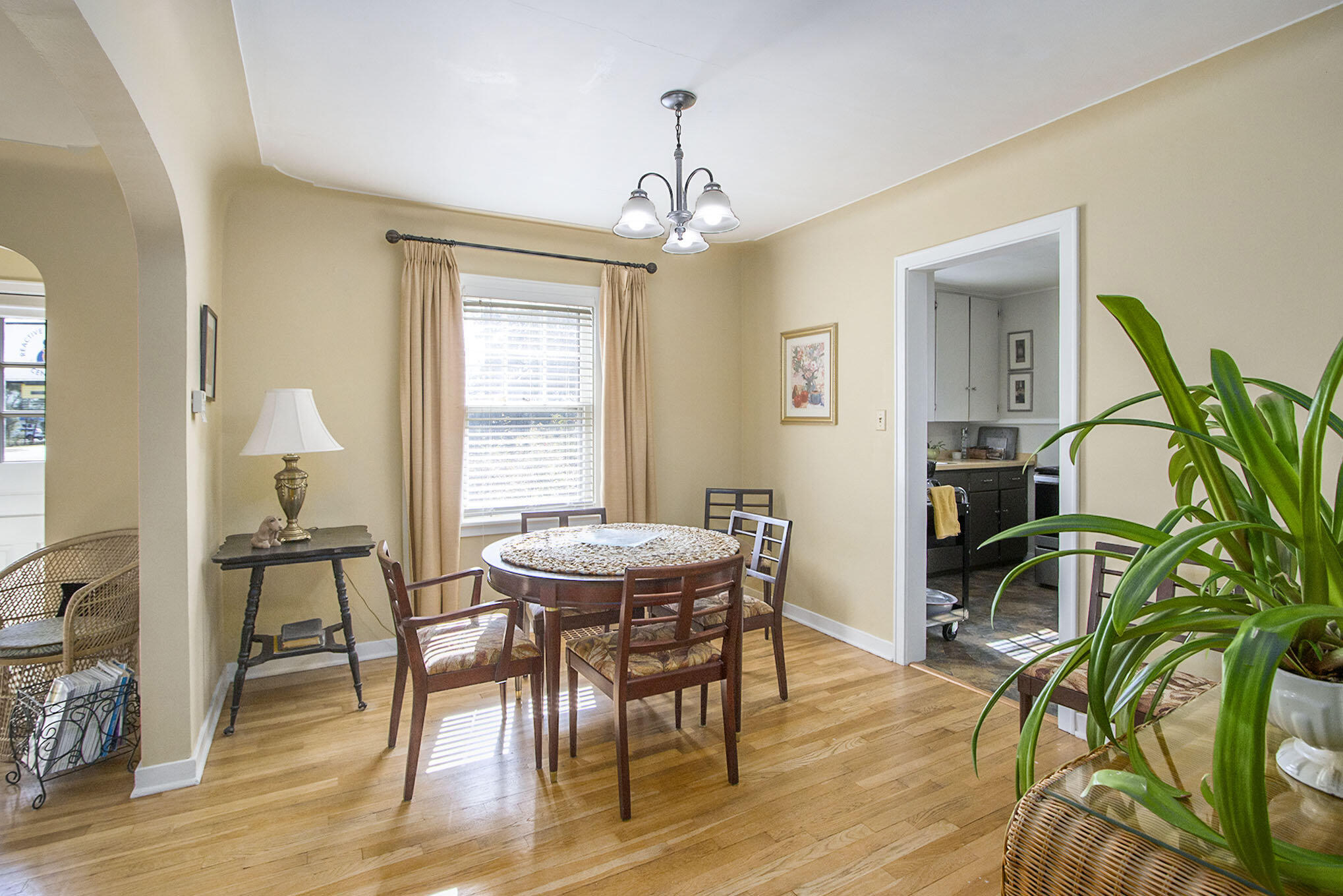 4611 Plainfield Avenue NE Grand Rapids MI 49525