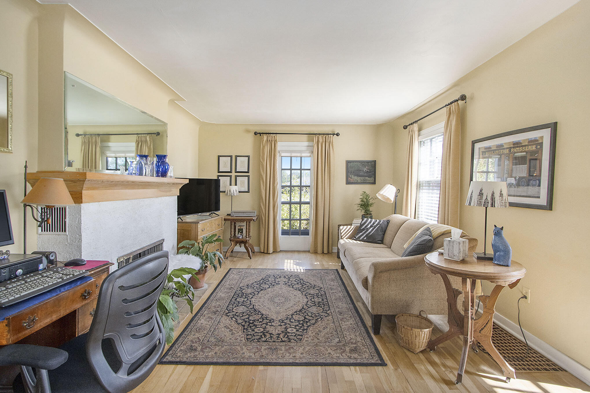 4611 Plainfield Avenue NE Grand Rapids MI 49525