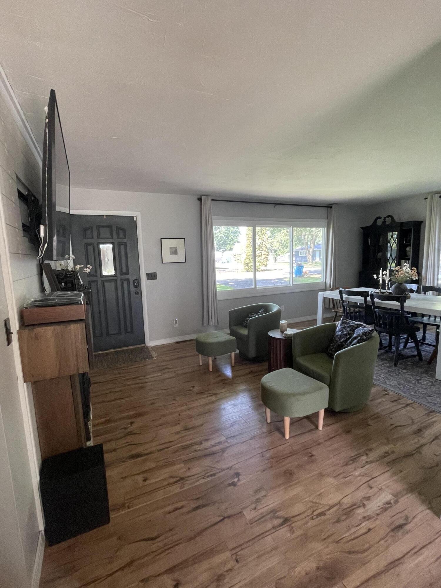 28624 Wilson Drive Dowagiac MI 49047