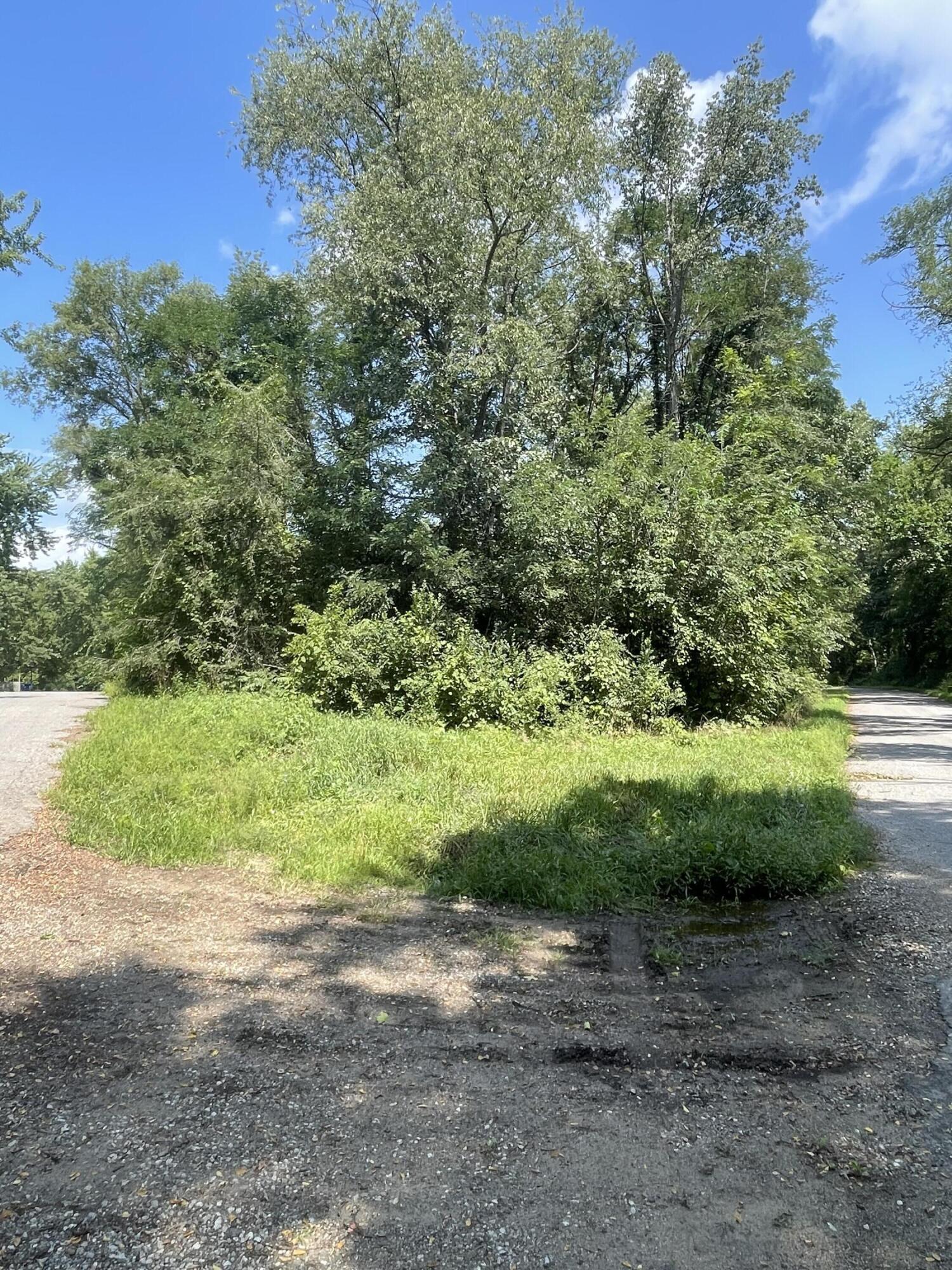 28624 Wilson Drive Dowagiac MI 49047