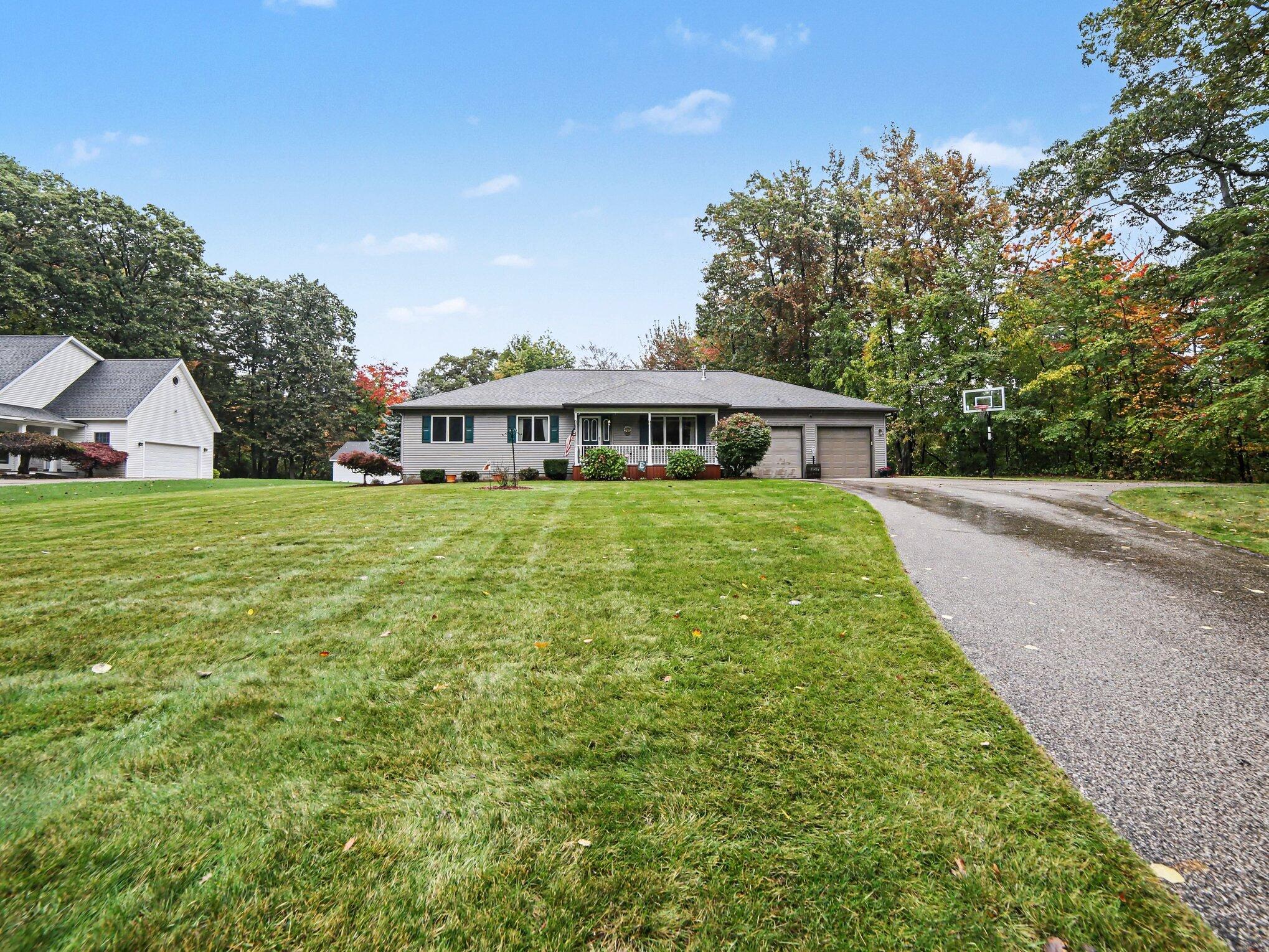 1612 Marilyn Drive Ludington MI 49431