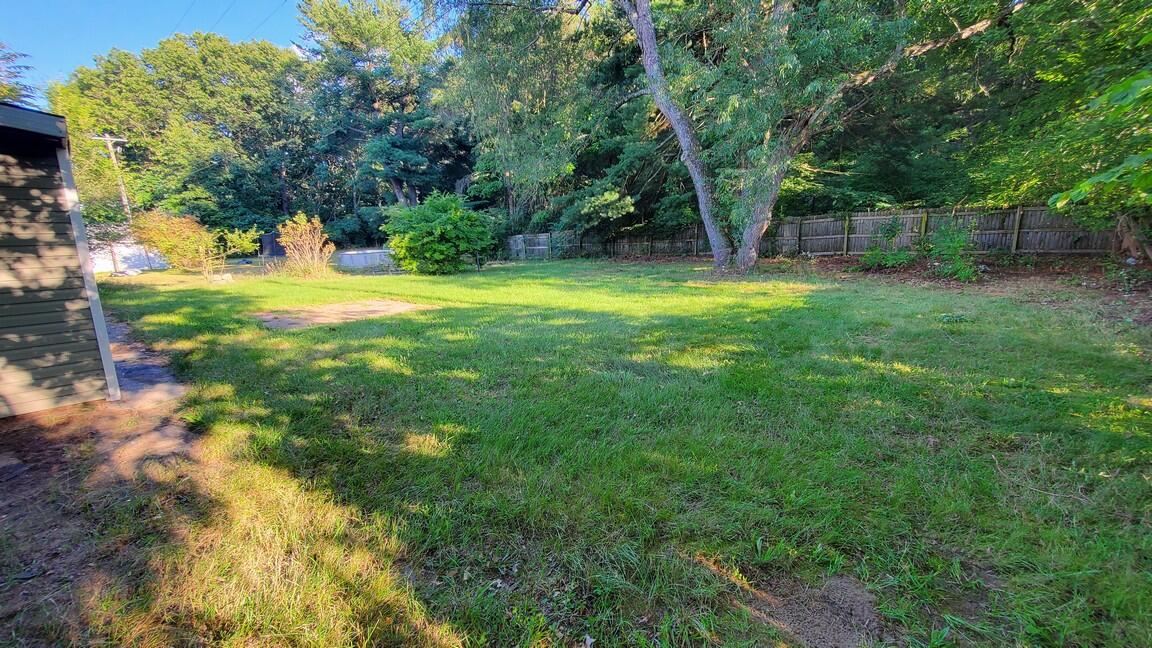 5131 Grand River Drive NE Grand Rapids MI 49525