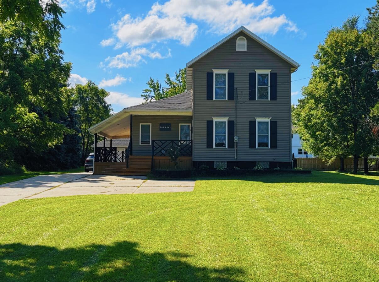 1122 68th Street SE Grand Rapids MI 49508