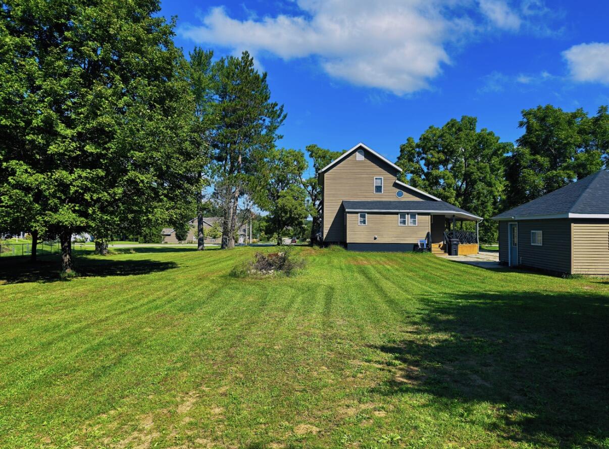 1122 68th Street SE Grand Rapids MI 49508