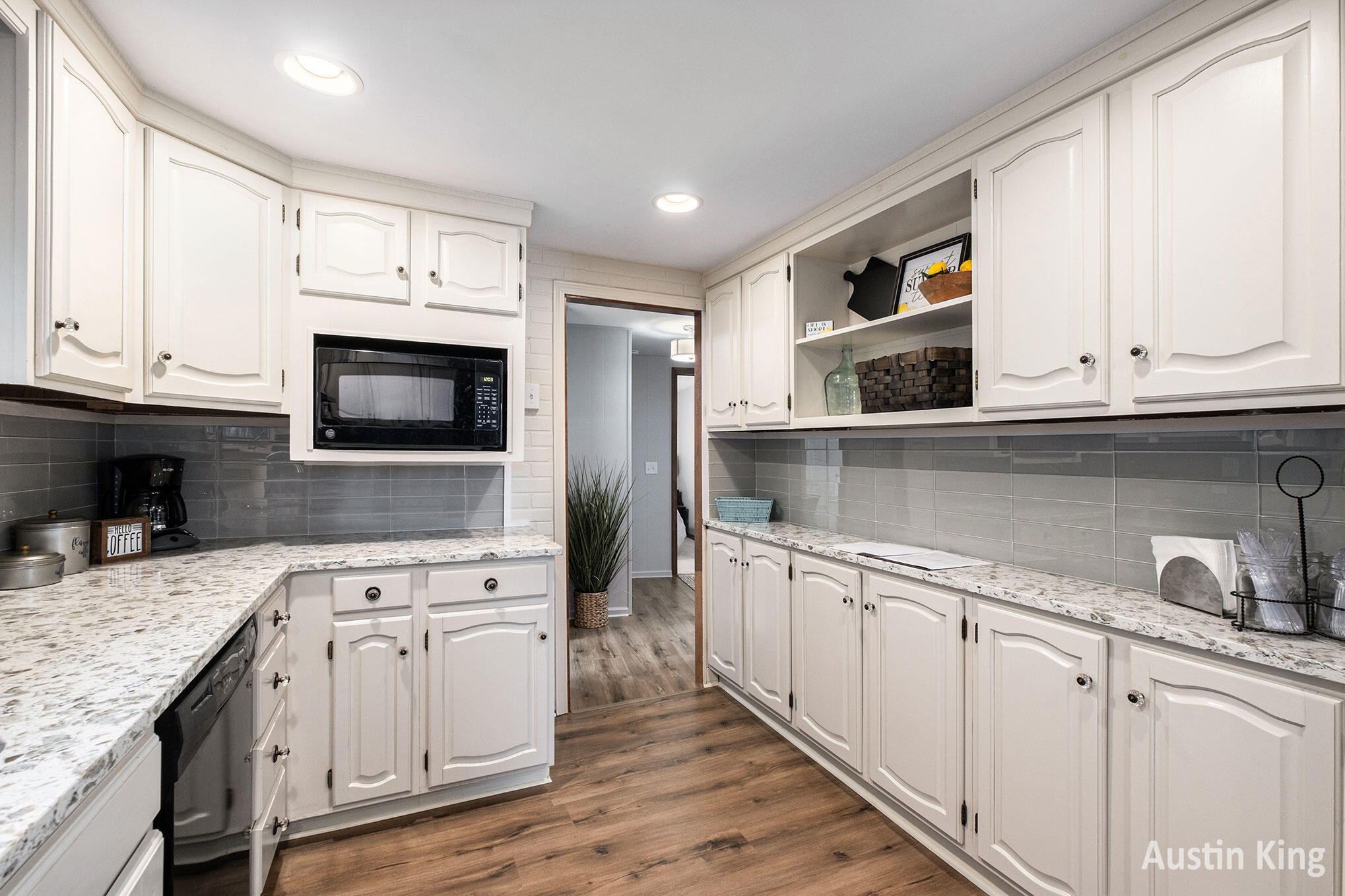 7027 Goldenrod Avenue NE Rockford MI 49341
