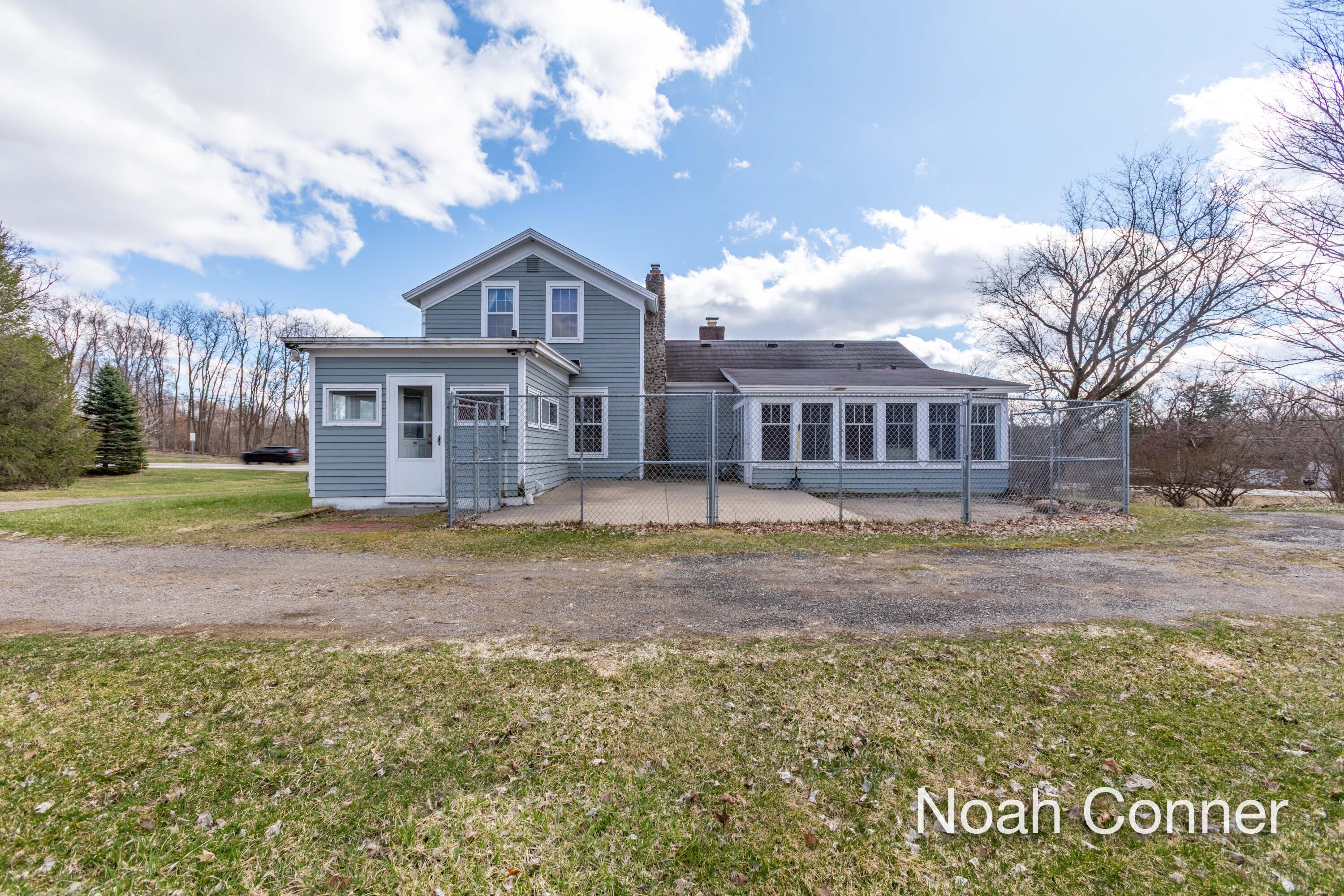 5295 Belding Road NE Rockford MI 49341
